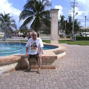 Meet your Posher, Ted